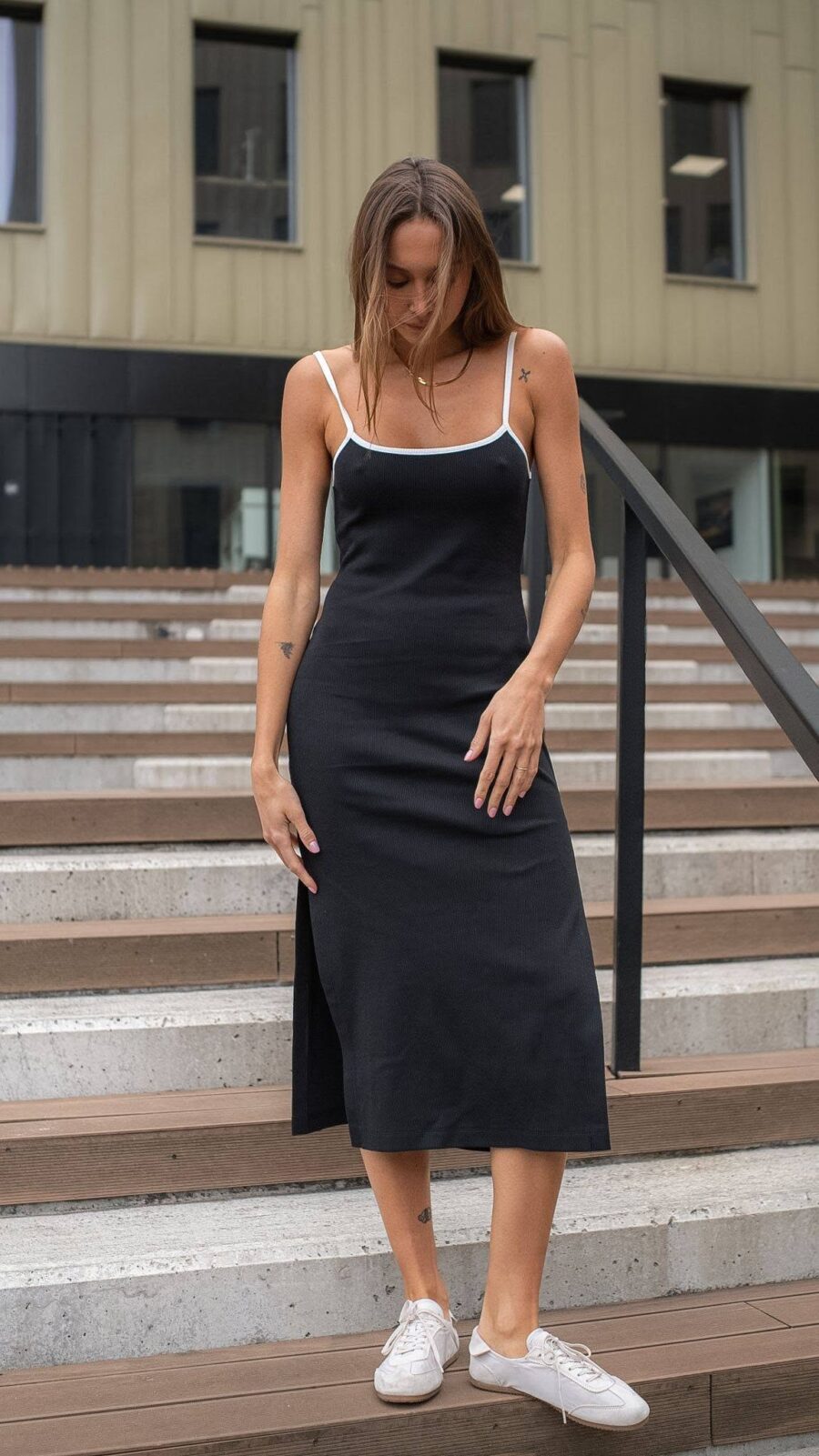 Lemonada Project Runway Sukienka Prążek Lamówka Czarna 159 zł